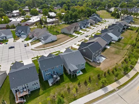 View/Area - 147 Palais Ct, Saint Charles, MO 63301 photo 4 of 6