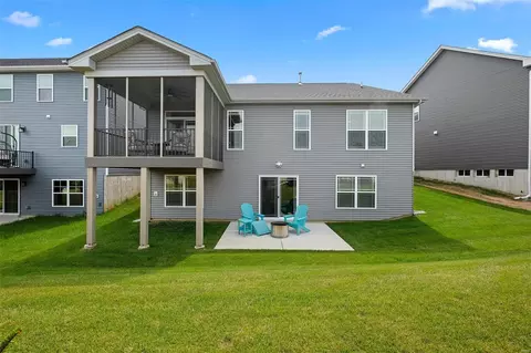 Exterior - 147 Palais Ct, Saint Charles, MO 63301 photo 5 of 7