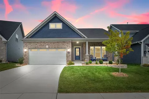 Exterior - 147 Palais Ct, Saint Charles, MO 63301 photo 2 of 7