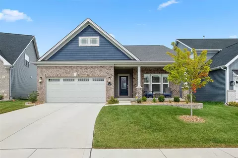 147 Palais Ct, Saint Charles, MO 63301