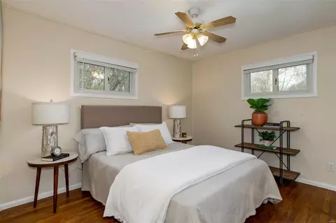 Bedroom - 225 Highview, Ballwin, MO 63011 photo 1 of 8