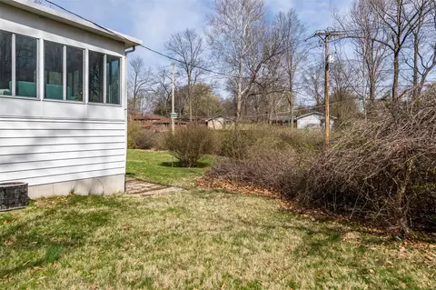 Exterior - 225 Highview, Ballwin, MO 63011 photo 3 of 5