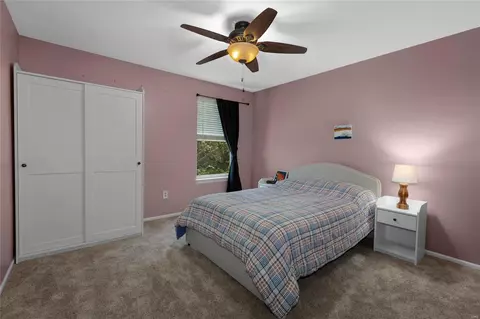 Bedroom - 464 Terrington Dr, Ballwin, MO 63021 photo 4 of 4