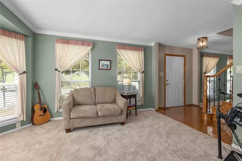 Entry Way - 464 Terrington Dr, Ballwin, MO 63021 photo 1 of 3