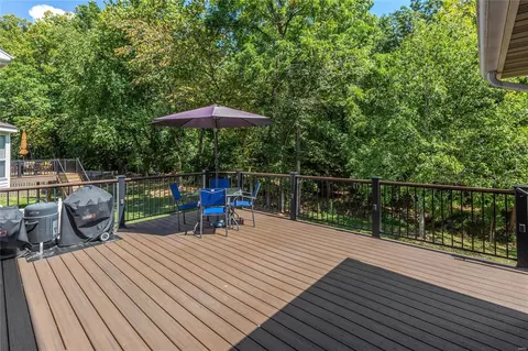 Exterior - 464 Terrington Dr, Ballwin, MO 63021 photo 2 of 6