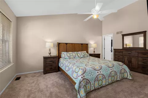 Bedroom - 464 Terrington Dr, Ballwin, MO 63021 photo 2 of 4