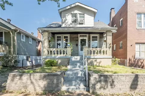 4107 Bowen St, Saint Louis, MO 63116