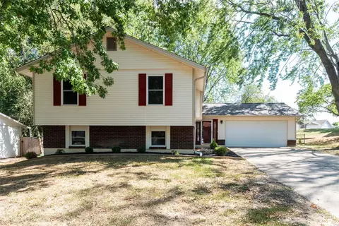 25 Haverford Dr, Saint Peters, MO 63376