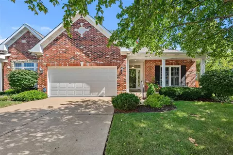 769 Forder Manor Dr, Saint Louis, MO 63129