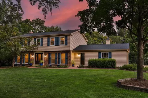 15914 Craddock Way, Chesterfield, MO 63005