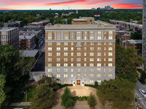 701 S Skinker Blvd #1001, Saint Louis, MO 63105