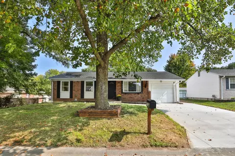 2634 Embleton Ln, Saint Charles, MO 63301