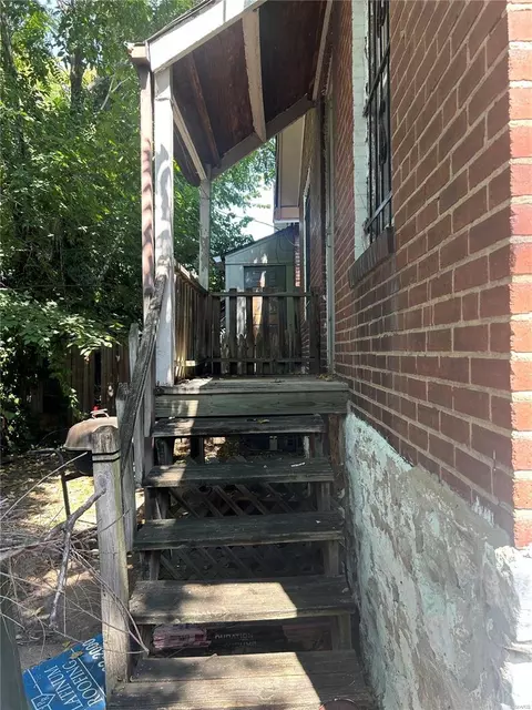 3619 Cora Ave, Saint Louis, MO 63115 photo 10