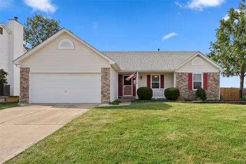 1454 Chambers Dr, O'fallon, MO 63366