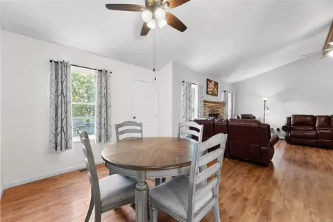 1454 Chambers Dr, O'fallon, MO 63366 photo 11