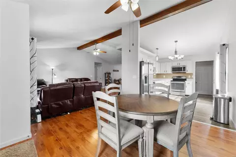 1454 Chambers Dr, O'fallon, MO 63366 photo 10