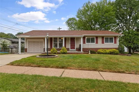 411 Rockview Dr, Saint Louis, MO 63129