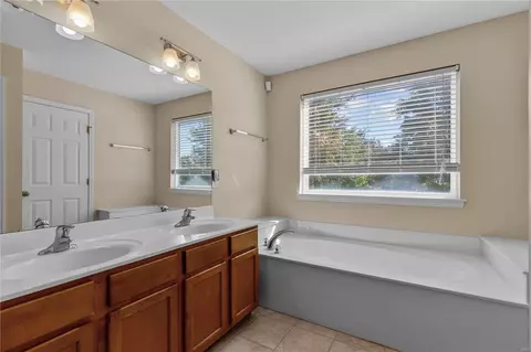 Other - 302 Graywynd Ct, Lake Saint Louis, MO 63367 photo 4 of 6