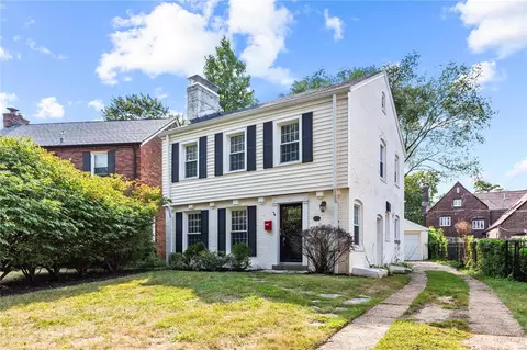 515 Donne Ave, Saint Louis, MO 63130