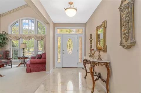 101 Wake Forest Dr, O'fallon, MO 63368 photo 3