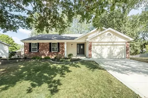 13 Hunters Valley Ct, Saint Peters, MO 63376