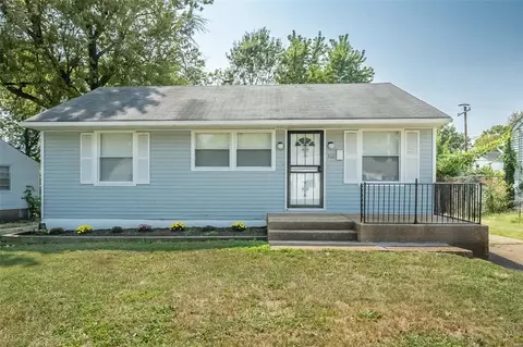 312 Banff Cir, Saint Louis, MO 63137