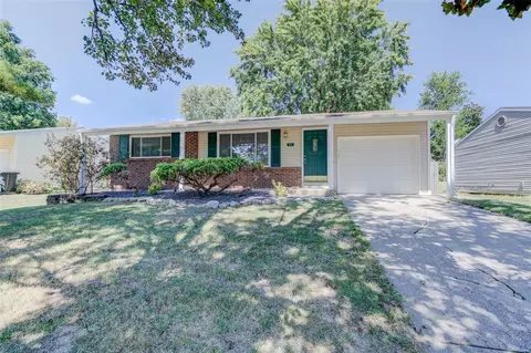 19 Hill Pl, Wentzville, MO 63385