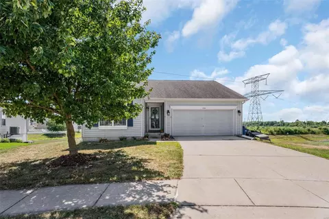 3164 Stowe Lndg, Saint Charles, MO 63301
