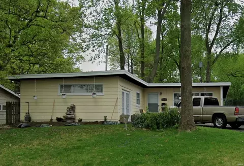 8410 Madeline Dr, Saint Louis, MO 63114