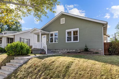 6453 Wanda Ave, Saint Louis, MO 63116