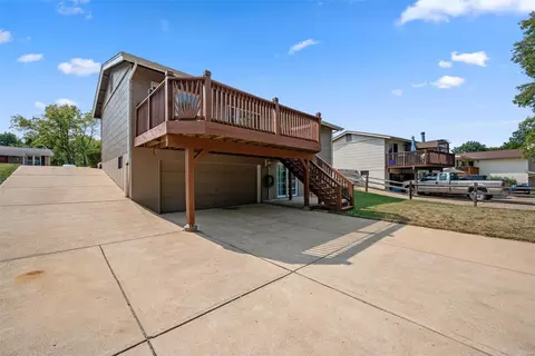 837 Forest Village Dr, Ballwin, MO 63021 photo 35