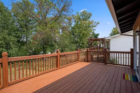 837 Forest Village Dr, Ballwin, MO 63021 photo 31