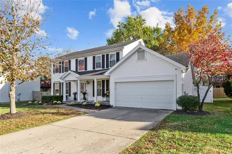 805 Tamerton Pl, Saint Peters, MO 63376