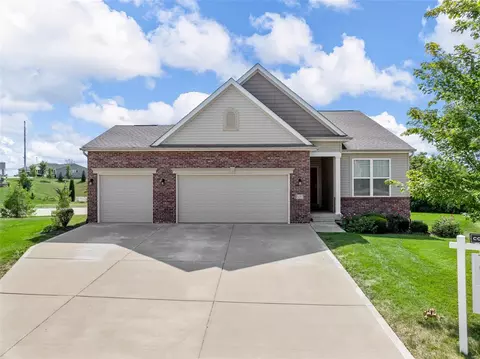 410 Carini Ct, Saint Peters, MO 63376