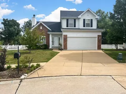 7 Compass Pointe Ct, Saint Louis, MO 63129 photo 1