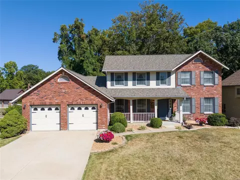 1148 White Lake Dr, Saint Charles, MO 63301