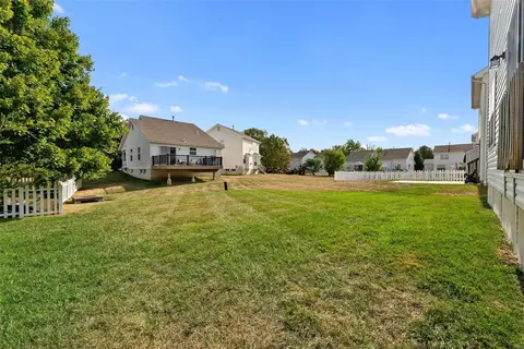 Exterior - 804 Wayland Dr, O'fallon, MO 63366 photo 4 of 4