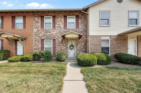 57 Park Charles Blvd S #C, Saint Peters, MO 63376