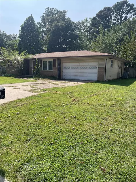 Undisclosed, Lebanon, MO 65536