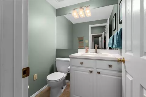 Bath - 365 David Harrison Ln, Ballwin, MO 63021 photo 1 of 4