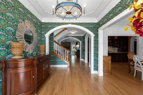 Entry Way - 365 David Harrison Ln, Ballwin, MO 63021 photo 1 of 4