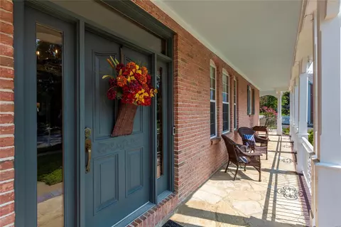 Exterior - 365 David Harrison Ln, Ballwin, MO 63021 photo 6 of 8