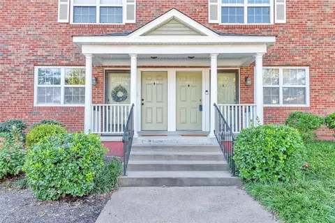 1607 Thrush Ter, Saint Louis, MO 63144