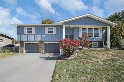 3030 Park Ave, Saint Charles, MO 63301