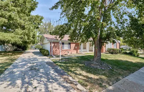 109 Clear Meadows Dr, Ballwin, MO 63011 photo 3