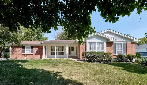 109 Clear Meadows Dr, Ballwin, MO 63011