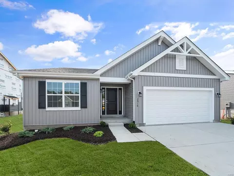 100 Day Lily Ln, Wentzville, MO 63385