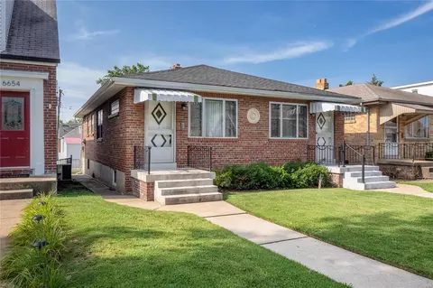 6656 Lansdowne Ave, Saint Louis, MO 63109