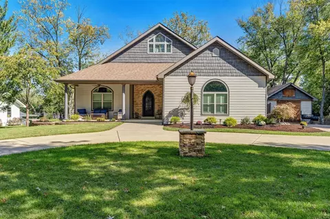 234 Nancy Pl, Ballwin, MO 63021