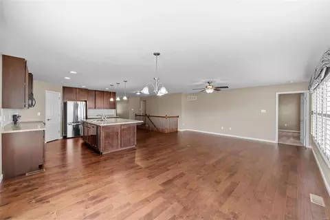 954 Promenade Ct, O'fallon, MO 63368 photo 12